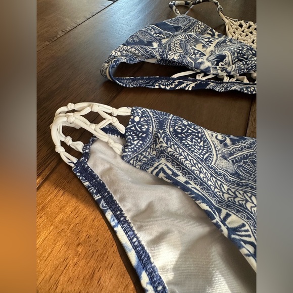 Express Matching Swimsuit Bikini - Picture 3 of 7